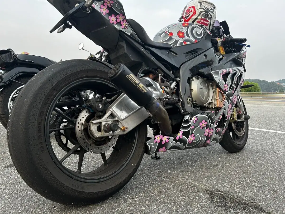 thumbnail-4